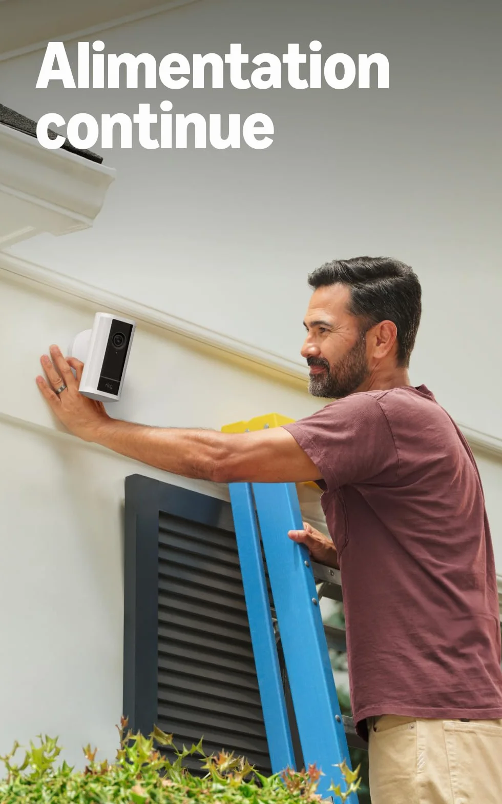 Ring caméra Spotlight Pro (Spotlight Cam Pro, nouvelle génération) sur secteur | Caméra de surveillance extérieure | Retinal 4K, Zoom 10x | Essai gratuit de 30 jours de l'abonnement Ring