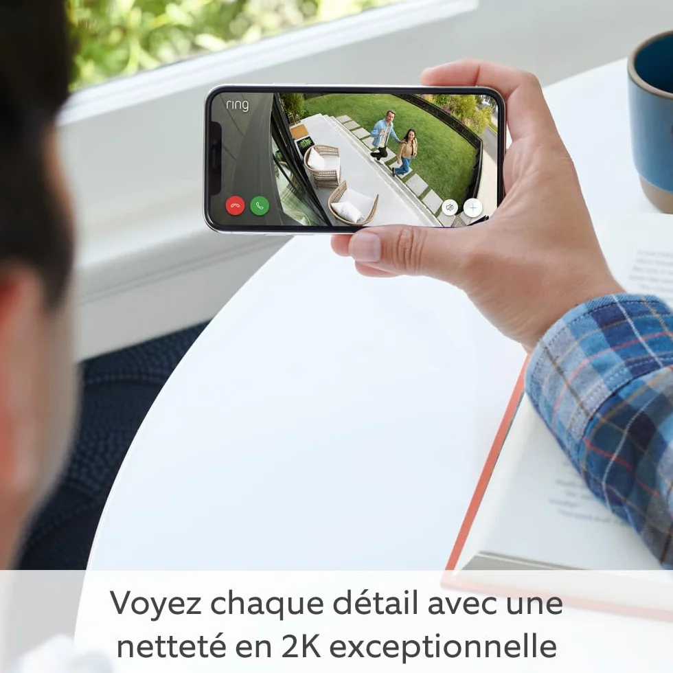 Caméra Spotlight Pro sans fil (Spotlight Cam Pro Battery) | Vidéo 2K avec Ring Vision, détection de mouvements 3D, à installer soi-même | Essai gratuit de l'abonnement Ring Home pendant 30 jours