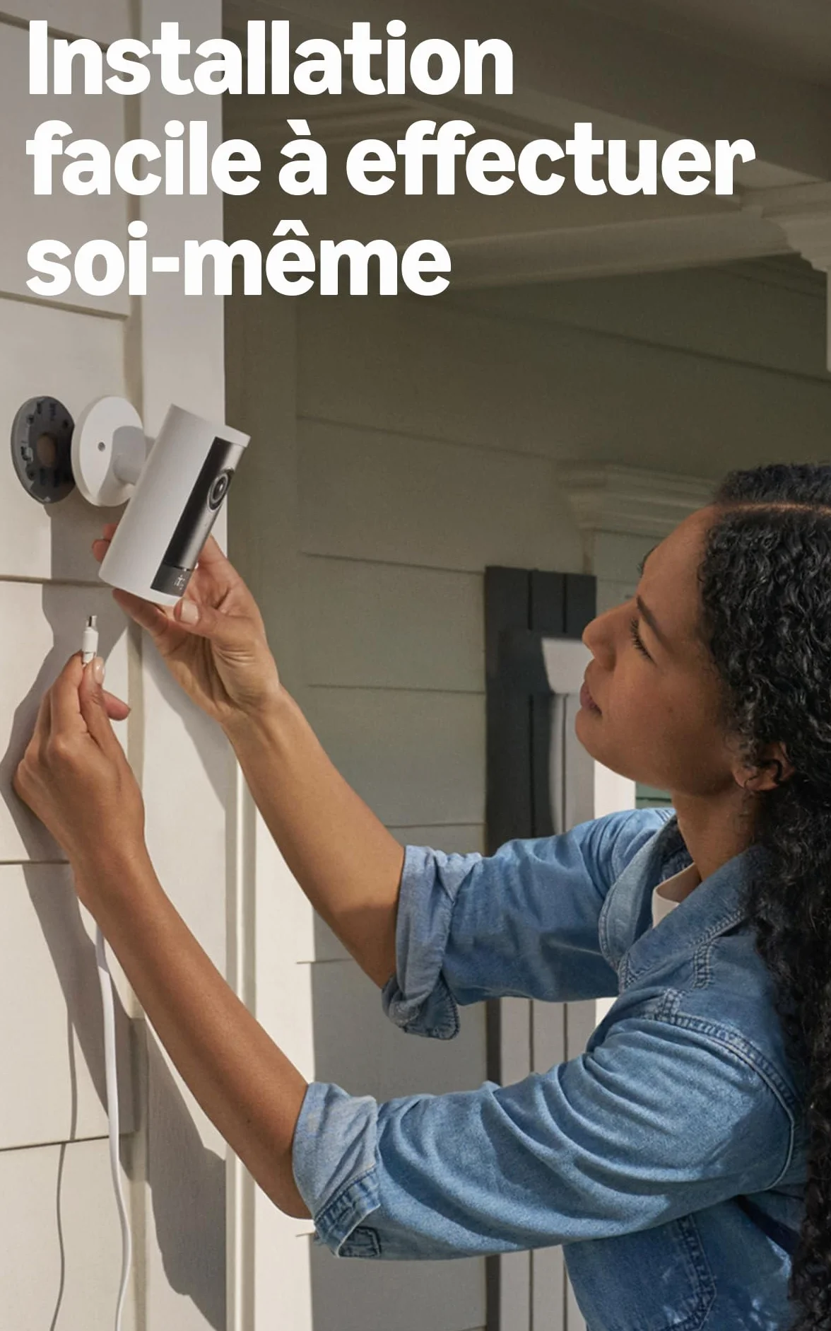 Ring Caméra extérieure Pro sur secteur (Outdoor Camera Pro, nouvelle génération) | Caméra de surveillance | Retinal Vision 4K, zoom jusqu'à 10X | Essai gratuit de 30 jours de l'abonnement Ring