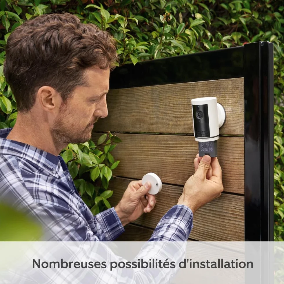 Ring caméra extérieure Plus sans fil (Outdoor Camera Plus Nouvelle génération) | Vidéo grand angle en 2K I Caméra de surveillance à installer soi-même | Essai gratuit de 30 jours de l'abonnement Ring