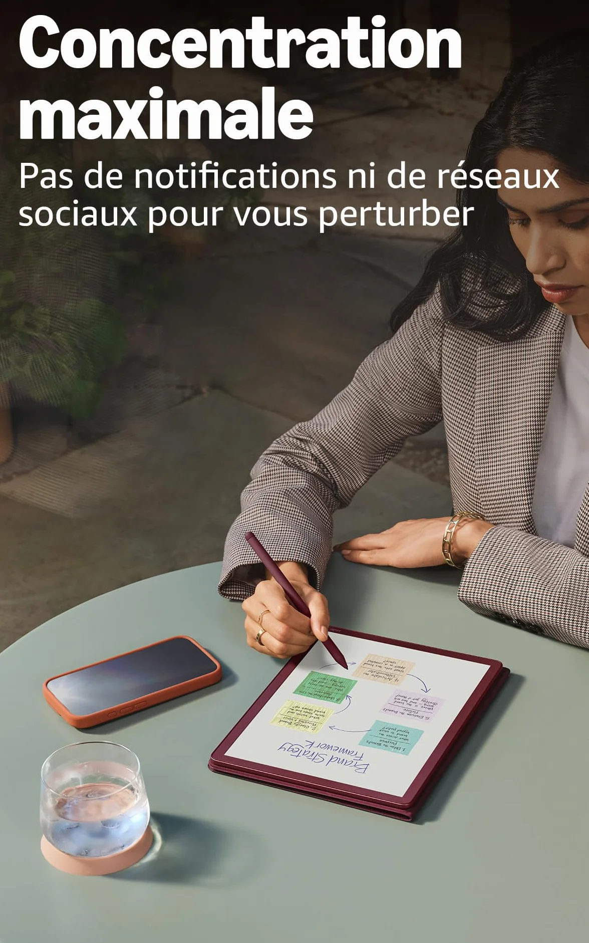Amazon Kindle Scribe Colorsoft 64 Go (nouvelle génération) : écran couleur 11" effet papier, éclairage avant ; fin, léger, puissant ; écrivez dans le carnet, les documents et les livres (graphite)