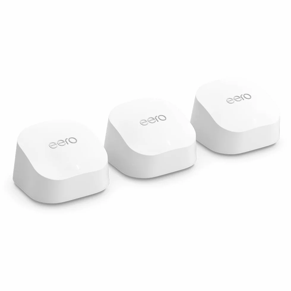 Routeur Wi-Fi maillé Amazon eero 6+ | Ethernet 1,0 Gb/s | Couvre jusqu'à 420 m² | Possibilité de connecter plus de 75 appareils | Lot de 3 | Modèle 2022